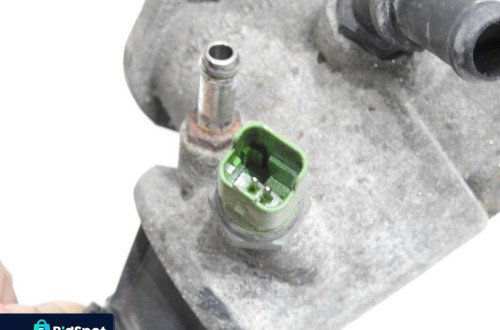 TERMOSTAT OBUDOWA SAAB 9-3 II 1.9 TID
