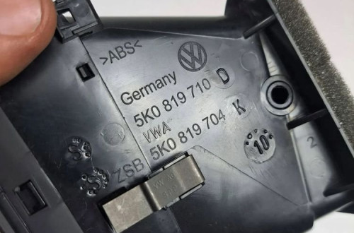 VW GOLF VI KRATKA NAWIEWU PRAWA 5K0819704K