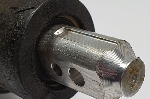 KRZYŻAK KOLUMNY KIEROWNICZEJ MERCEDES W204 2.2 CDI