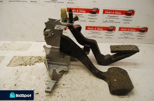 KOMPLET PEDAŁÓW HAMULEC SPRZĘGŁO 8D1721117E AUDI A6 C5 2.8 V6 8D1721117L