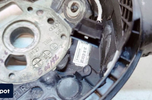 KIEROWNICA SKÓRA MULTIFUNKCJA ŁOPATKI AUDI A4 A6 C6 A8 4F0419091AK 1KT *77*