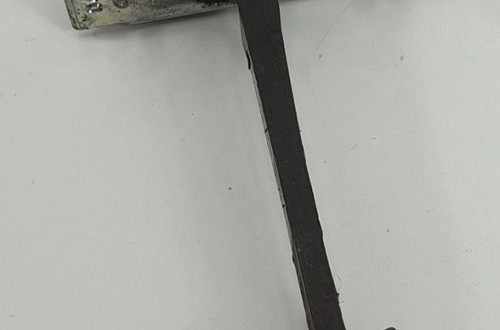 OGRANICZNIK DRZWI TYŁ OPEL CORSA D 13181961