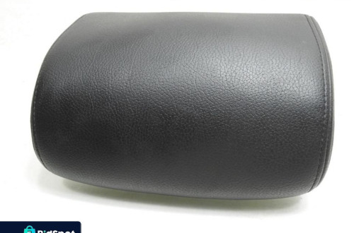 ZAGŁÓWEK ŚRODKOWY TYŁ SAAB 9-3 II LIFT KOMBI