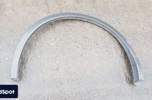 VOLKSWAGEN TIGUAN 5NA LISTWA NAKŁADKA BŁOTNIKA PRAWY TYŁ 5NA854820E