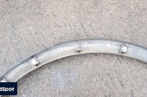 VOLKSWAGEN TIGUAN 5NA LISTWA NAKŁADKA BŁOTNIKA PRAWY TYŁ 5NA854820E