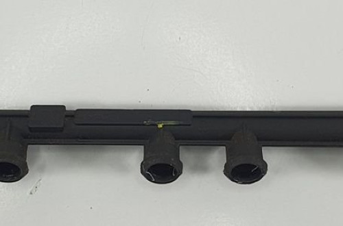 LISTWA WTRYSKOWA FIAT GRANDE PUNTO 1.2 8V