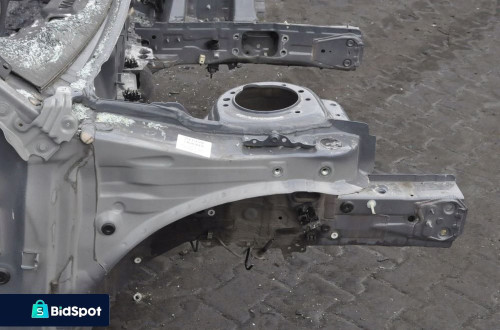 BMW 1 F40 ĆWIARTKA PODŁUŻNICA PRAWA PRZÓD