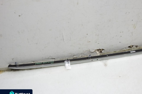 RELING DACHOWY PRAWY AUDI A6 C6 AVANT