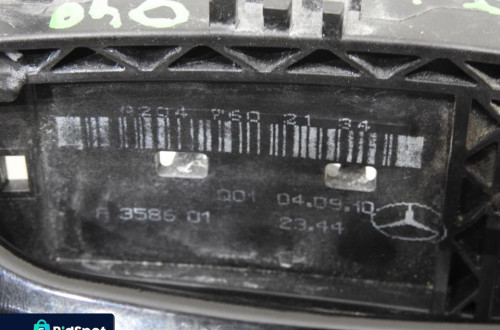 KLAMKA DRZWI LEWY TYŁ 040 MERCEDES W212