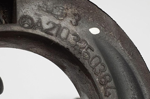 GUMA PODKŁADKA SPRĘŻYNY MERCEDES W204 A2103250384