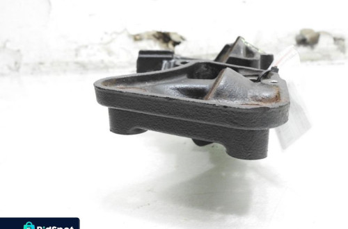 ŁAPA SILNIKA FORD MONDEO MK4 2.5 T 8653851