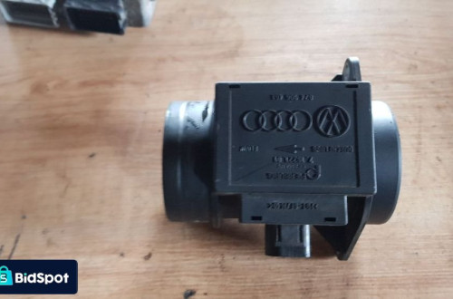 AUDI SEAT SKODA VW 1.9 TDI PRZEPŁYWOMIERZ POWIETRZA 71822101