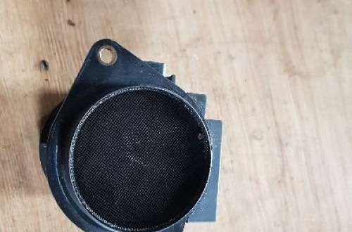 AUDI SEAT SKODA VW 1.9 TDI PRZEPŁYWOMIERZ POWIETRZA 71822101