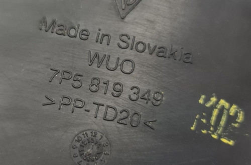 OSŁONA PODSZYBIA PORSCHE CAYENNE II 7P5 7P5819349