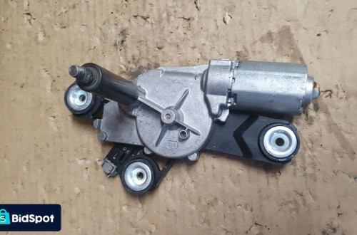 SILNICZEK WYCIERACZKI TYLNEJ FORD FOCUS MK2 1.8TDCI 0390201875