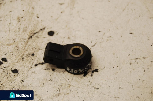 CZUJNIK STUKOWY 0261231045 VW GOLF IV 1.4 16V BORA 0330905377A