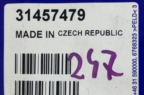 VOLVO XC40 PRAWA LISTWA SŁUPKA A 31457479