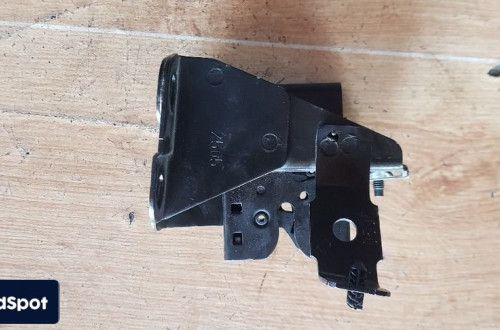 PEUGEOT 407 SW ZAMEK KLAPY TYŁ 9648254780