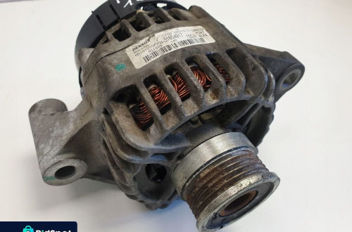 Fiat 500 1.4 T-JET ALTERNATOR 51854917 denso 120A