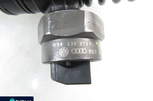 POMPOWTRYSKIWACZ VW 1.9 TDI 038130073F 0414720007
