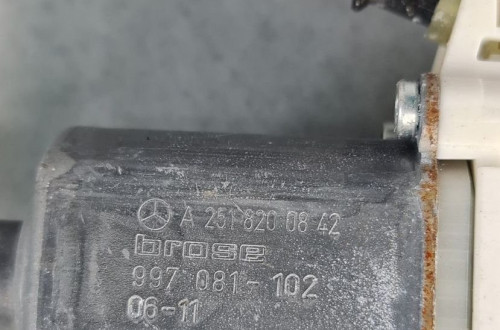 MECHANIZM SZYBY PRAWY PRZÓD MERCEDES W164
