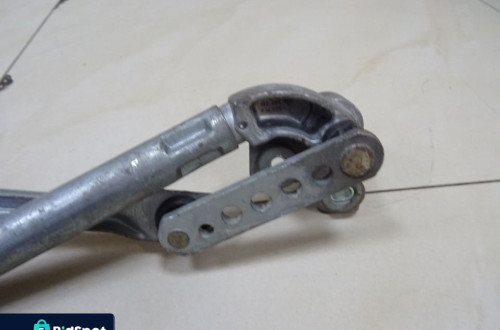 MECHANIZM WYCIERACZEK PRZÓD OPEL ZAFIRA A 404496 NR39