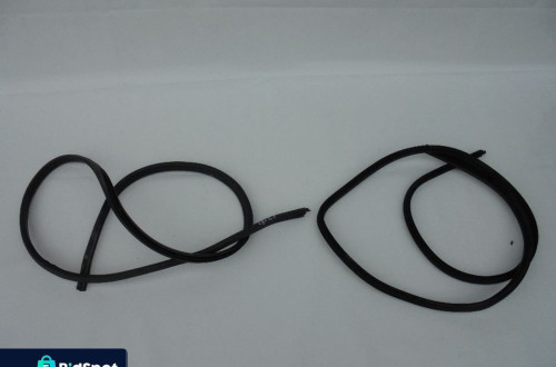 USZCZELKA KAROSERYJNA DRZWI PRZÓD LEWA PRAWA E91 E90 F-VAT