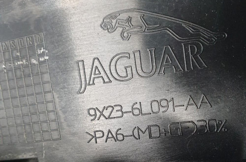 OSŁONA OBUDOWA SILNIKA JAGUAR XF X250 9X236L091AA