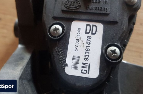 OPEL MERIVA A 1.6 16V POTENCJOMETR PEDAŁ GAZU 93361478