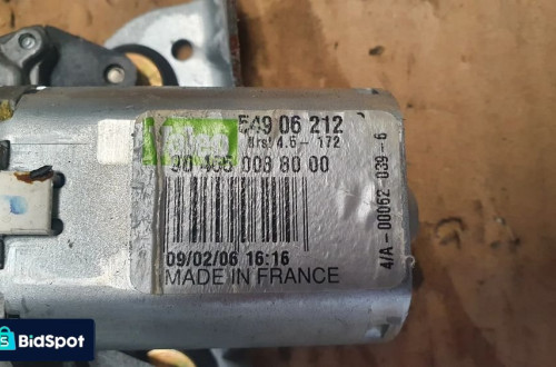 SILNICZEK WYCIERACZKI TYŁ PEUGEOT 407 nr 54906212 / 964650088000