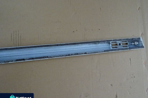 LISTWA DRZWI PRAWY PRZÓD OPEL VECTRA B LIFT NR70