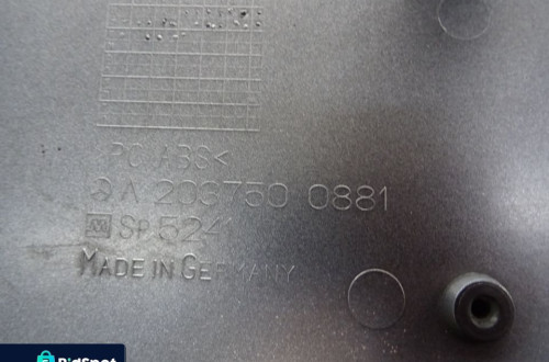 BLENDA LISTWA KLAPY MERCEDES W203 SEDAN 00-04 LAK:744 NR30