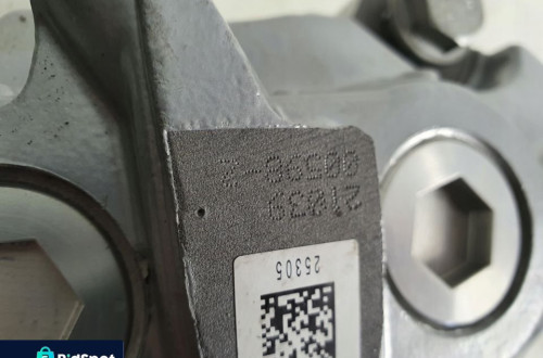 ! MERCEDES 205 AMG ZACISK HAMULCOWY LEWY PRZÓD