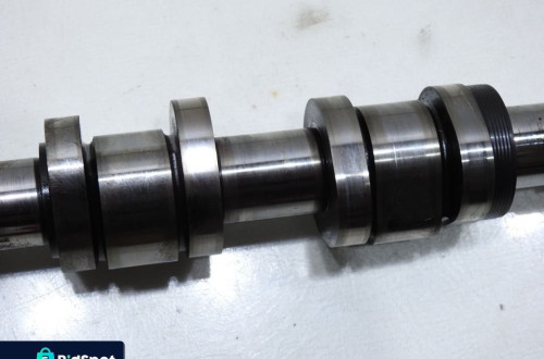 WAŁEK ROZRZĄDU WYDECHOWY VW TOURAN I 2.0 TDI BMN