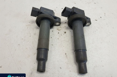 Toyota Yaris I 1.33 VVTI CEWKA ZAPŁONOWA oryginał