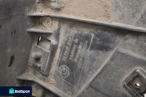 BMW E87 NADKOLE PRZÓD PRZEDNIE PRAWE