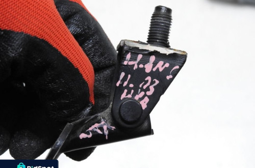 ZAWIAS ZAWIASY KLAPY NH731P HONDA INSIGHT II