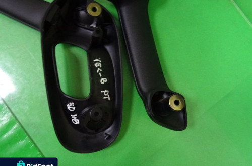 RĄCZKA UCHWYT BOCZKA TYŁ OPEL VECTRA B 95-99 NR6