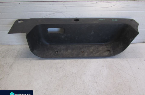 trafic-vivaro stopień prawy przód