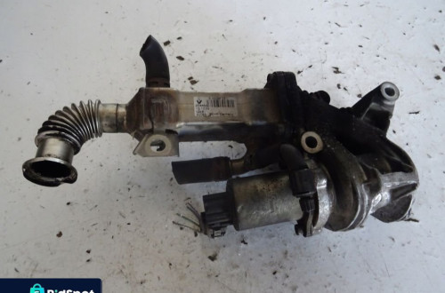 ZAWÓR EGR RENAULT SCENIC II 1.9 DCI 70007504