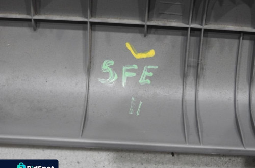 PLASTIK OSŁONA SŁUPKA LEWA A HYUNDAI SANTA FE II