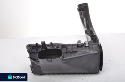 BMW F34 GT 3.0 D OBUDOWA FILTRA POWIETRZA 8573761