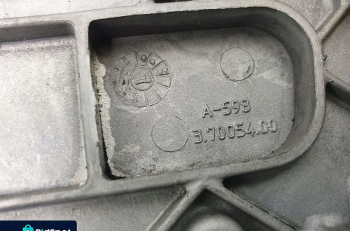 Opel Corsa C 1.3 CDTI OSŁONA ROZRZĄDU Pompa oleju