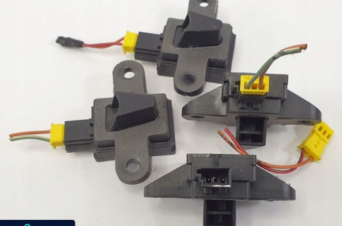 SENSOR UDERZENIOWY MERCEDES ML W164 A0038208426