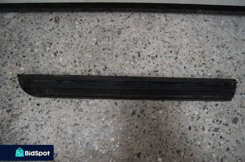 LISTAW DRZWI LEWY TYŁ 8E0853969 AUDI A4 B6 SEDAN KOMBI