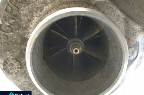 BMW E87 2.0 D TURBOSPRĘŻARKA turbo 7793865G