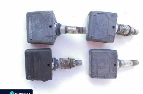 CZUJNIK CIŚNIENIA OPON RENAULT MEGANE 8200086582 POSIADAM 11 SZTUK O TAKICH OZNACZENIACH
