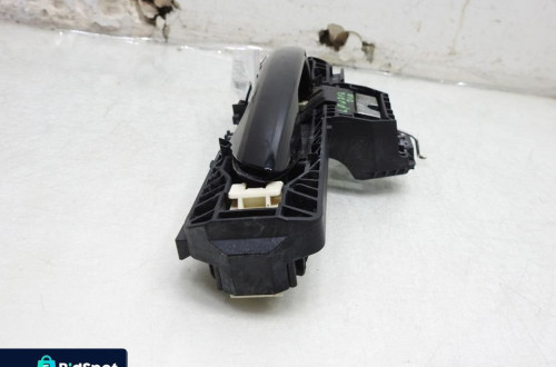 KLAMKA DRZWI LEWY PRZÓD 040 MERCEDES W212