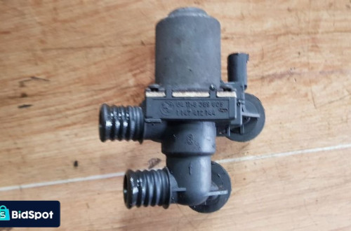 BMW E46  ELEKTROZAWÓR OGRZEWANIA 8369805