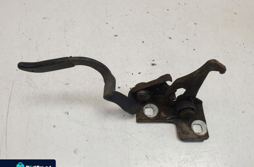 BMW E46 Compact RĄCZKA OTWIERANIA MASKI Cięgno